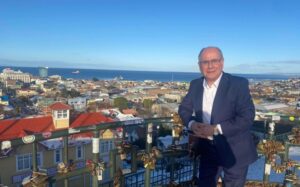 “Faltan liderazgos y no solo en la DC,  sino en todos los partidos”