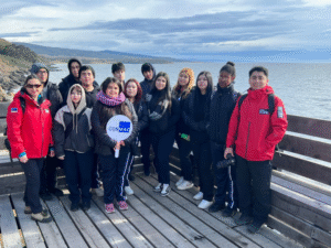 Secundarios de hotelería y turismo conocieron de la historia de Magallanes en el emblemático Parque del Estrecho