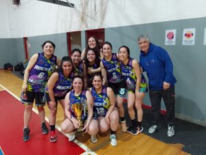 Con las semifinales en varones y el tercer lugar en damas se jugó una nueva fecha del básquetbol Laboral 2024