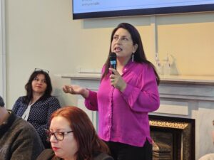 Estudio revela alcances de mujeres cuidadoras de personas con discapacidad severa