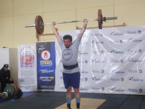 Exitoso campeonato de levantamiento de pesas