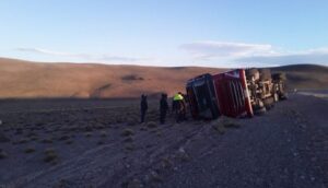 Volcamiento en ruta argentina