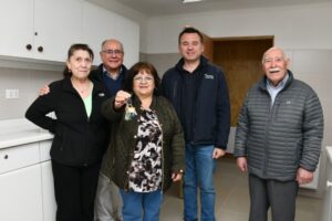 Vecinos del Barrio 18 de Septiembre recibieron las llaves de su nueva sede