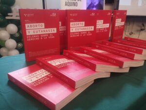 Presentan libro pro vida al aborto y eutanasia