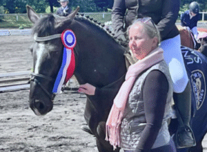 Sofía Srdanovic y su caballo Skyring se coronaron campeones en adiestramiento