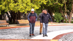 Reabren la Plaza de Armas Benjamín Muñoz Gamero