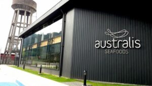 Avanza juicio por presunta venta fraudulenta de salmonera Australis