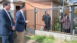 Monte Verde Alto tiene luz: GORE y Edelmag instalaron 55 postes para 49 familias