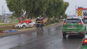 Un fallecido tras choque de auto contra árbol