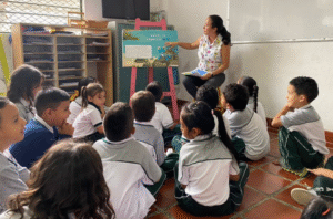 Mineduc oficializa calendario escolar 2025