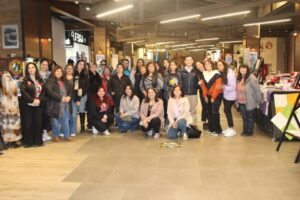 Son 21 las emprendoras que dan vida  a la Expo Navidad en el mall