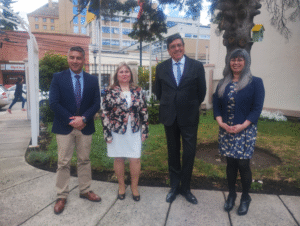 SLEP presentó a tres nuevos directores de escuelas y ratificó a otros dos en sus cargos