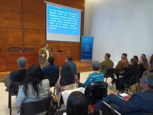 Servicio de Migraciones presenta estrategia 2025: foco en mujeres y menores