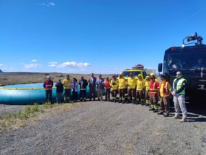 Instalan dos piscinas autosoportantes en el aeródromo de Puerto Natales