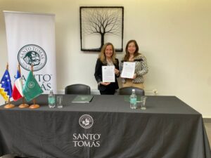 Sánchez y Sánchez firma convenio para la  educación superior de sus trabajadores
