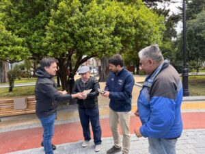Entrega de nueva guía de beneficios, derechos y garantías sociales