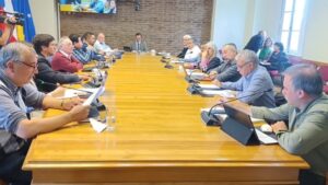 Viáticos y probidad marcan primera y tensa sesión del pleno del Consejo Regional