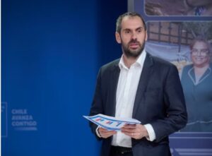 Grau califica de artificial la polémica por caso de traspasos de Corfo al gobierno