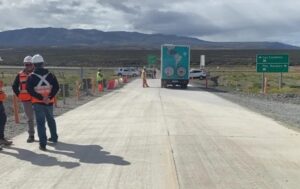 MOP ha invertido más de 80 mil millones en pavimentación de rutas al Paine