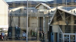 Recluso de cárcel de Punta Arenas fue herido con arma “hechiza” cortopunzante