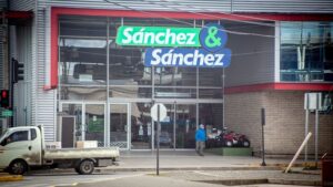 Tienda de Punta Arenas entre las preferidas de los argentinos en Chile