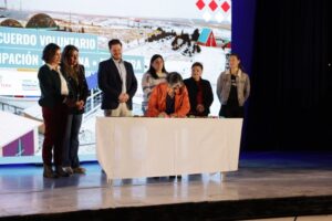 Firman primer acuerdo voluntario de participación temprana para un proyecto de hidrógeno verde en Magallanes