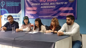 Profesores emplazan a director de SLEP a cumplir expectativa por aumento de sueldos
