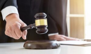 Abuelo de 91 años fue condenado por abusar de su nieta