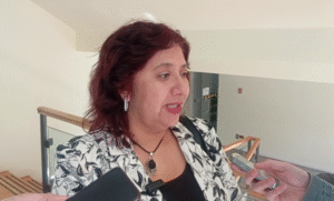 Alcaldesa de Natales discutió importantes proyectos con el gobernador Flies