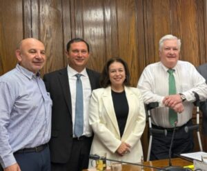 Senador Alejandro Kusanovic asume la presidencia de la comisión de Transportes y Telecomunicaciones
