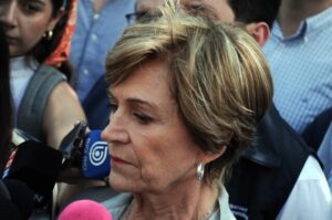 Matthei instala dudas y pide a Chile Vamos revisar el acuerdo SQM-Codelco