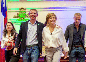 Evópoli local destaca experiencia y gestión de Evelyn Matthei