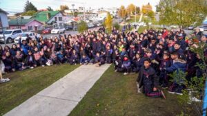 Colegio Miguel de Cervantes impulsa la reforestación en Punta Arenas