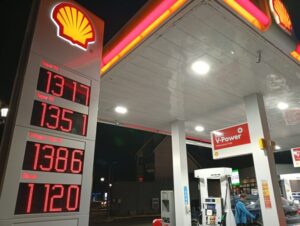 Gasolina de 93 octanos baja hoy siete pesos