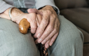 Población de tercera edad aumentó más de 21% en la Región de Magallanes
