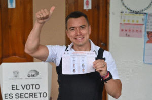 Daniel Noboa logra imponerse y es reelecto como Presidente de Ecuador