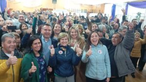 Evelyn Matthei presenta su candidatura a los magallánicos