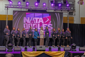 Diez natalinas pretenden quedarse con el reinado