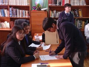 Escolares de Liceo Sara Braun eligieron  a su centro estudiantil 2025