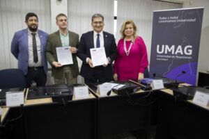 Oficializan convenio para resguardar legado  del Premio Nacional de Historia Mateo Martinic