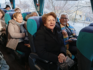 20 adultos mayores viajaron a Puerto Williams por primera vez
