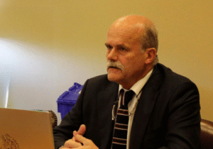 Matheson solicita urgencia para proyecto que regula requisitos de candidatos