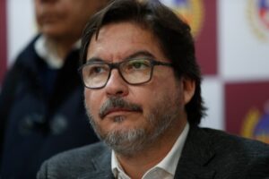 Barraza (PC) renuncia como asesor ministerial en medio de polémica por licencias médicas