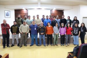 Funcionarios de Conaf se capacitan para enfrentar emergencias en zonas de difícil acceso