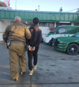 Grupo Centauro de Carabineros detuvo a tres sujetos con órdenes pendientes
