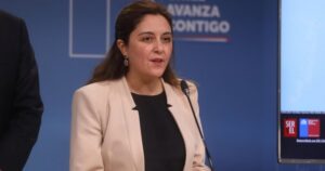 Exministra Sandoval dice que se advirtió a Presidencia de “negociación incompatible”