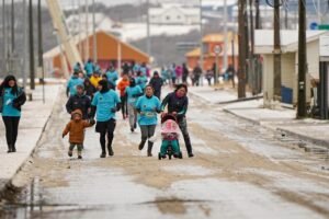 Puerto Williams celebró el Mes del Mar con corrida familiar organizada por la Armada