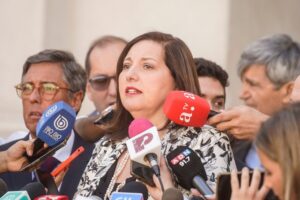 Presidente regional del PS lamenta renuncia de Vodanovic como carta presidencial