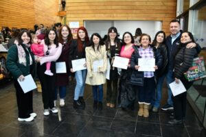 Más de 120 vecinas participaron en talleres de la Oficina de la Mujer