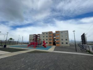 Minvu evalúa problemas en Condominio Costanera